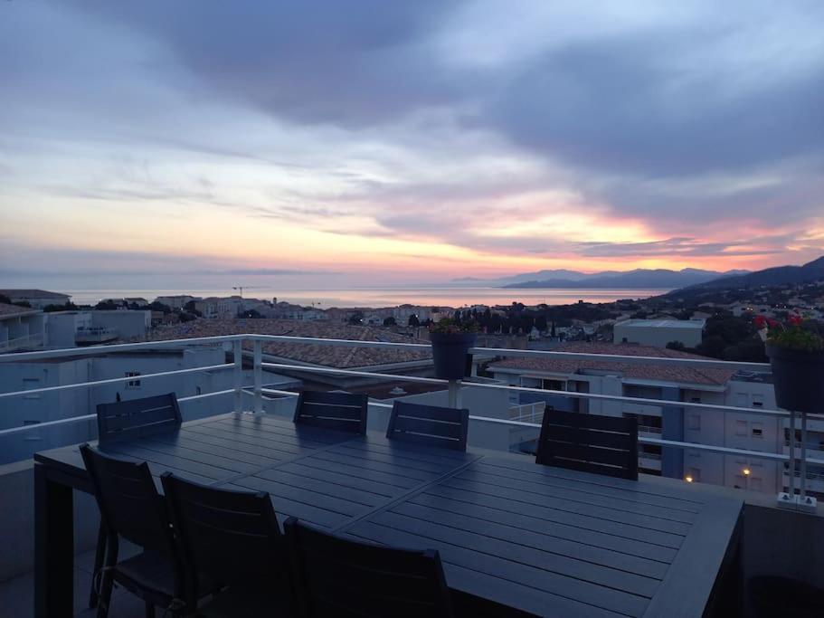 Isula Piana Avec Vue Panoramique Et Montagnes, 40m De Terrasse * L'Ile-Rousse (Corsica)