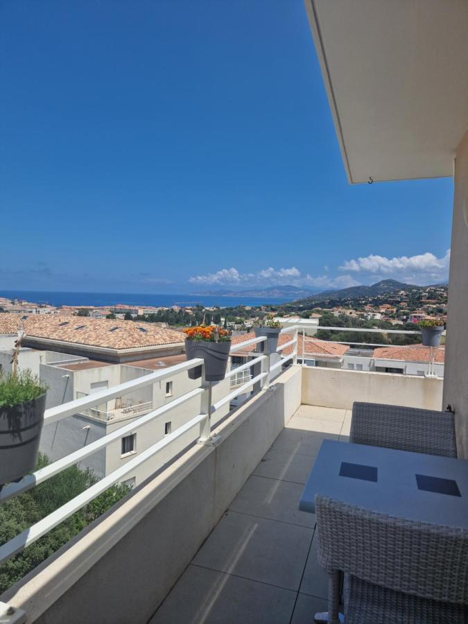 Isula Piana Avec Vue Panoramique Et Montagnes, 40m De Terrasse Apartment L'Ile-Rousse (Corsica)