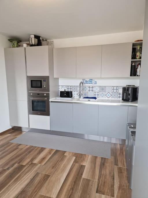 Appartement Isula Piana Avec Vue Panoramique Et Montagnes, 40m De Terrasse